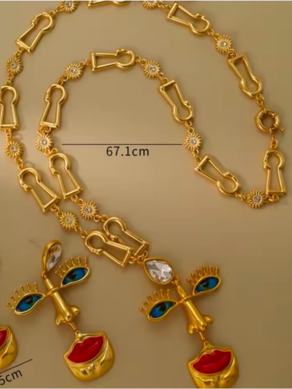 Eclat Visage Artisanal Face Pendant Necklace - Picture 5 of 5